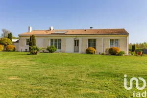 Maison traditionnelle à Beaulieu-sous-la-Roche (85190)