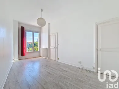 Apartment in Enghien-les-Bains (95880)