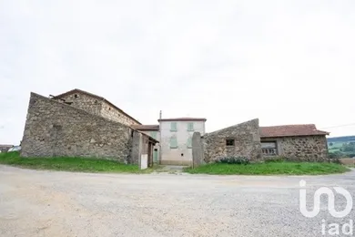Ferme à Saint-Victor (07410)