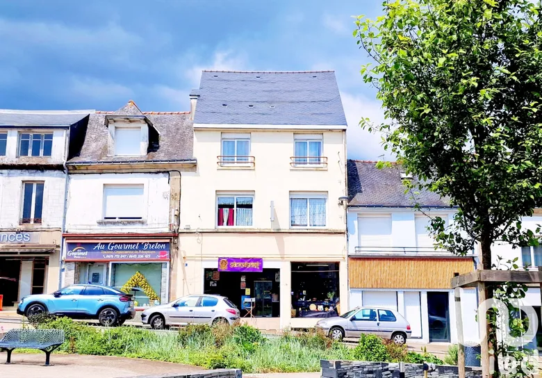 Immeuble 2 pièces 296 m² · à Gourin · 296 m² · 230 000 €
