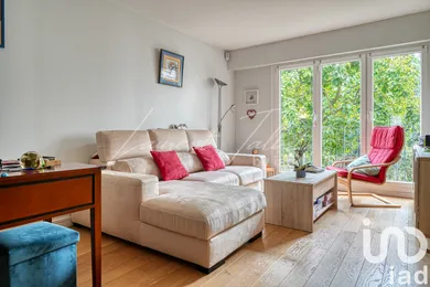 Apartment in Chatou (78400)