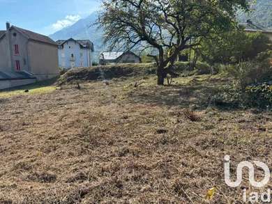 Terrain à bâtir à Saint-Rémy-de-Maurienne (73660)