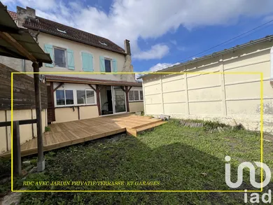 Apartment at Creuzier-le-Vieux (03300)