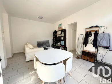 Appartement à Bordeaux (33800)