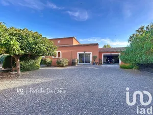 House at Paulhan (34230)