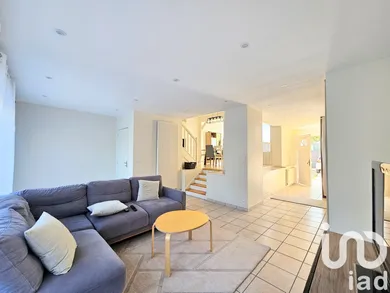 Maison traditionnelle à Draveil (91210)