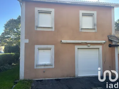 Traditional house in Fargues-Saint-Hilaire (33370)