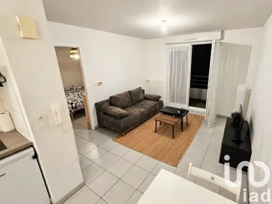 Apartment at Saint-Quentin (02100)