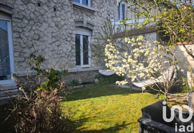 Apartment in Reims (51100)