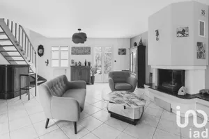 House at Champs-sur-Marne (77420)