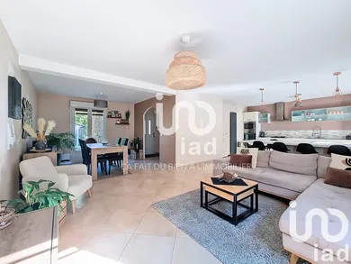 House in Brie-Comte-Robert (77170)