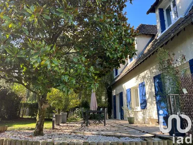 House in Noisy-le-Roi (78590)
