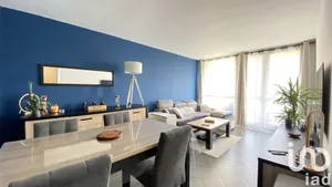 Apartment in Maurepas (78310)