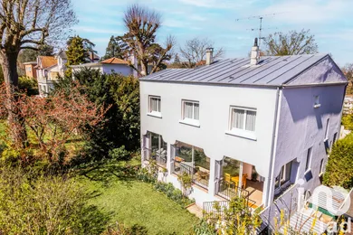 Traditional house in Vaucresson (92420)