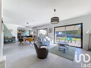 Maison à Veigné (37250)