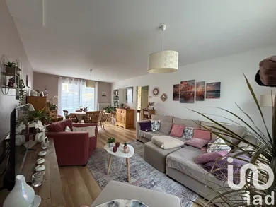 House at Amiens (80090)