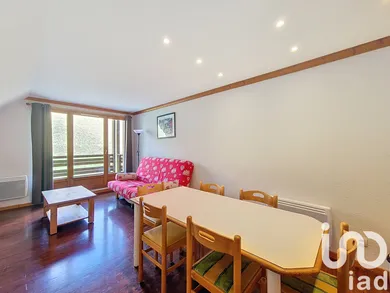 Apartment in Besse-et-Saint-Anastaise (63610)