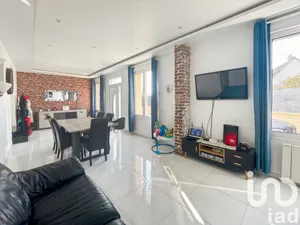 Maison traditionnelle à Montfermeil (93370)