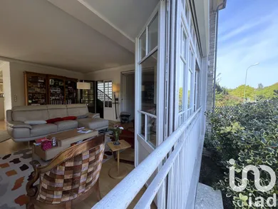 Maison à Marnes-la-Coquette (92430)