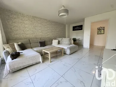 Apartment in Taverny (95150)