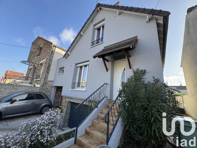 Maison à Villeneuve-le-Roi (94290)