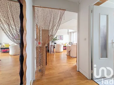 Apartment in Rueil-Malmaison (92500)