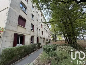 Appartement à Sainte-Geneviève-des-Bois (91700)