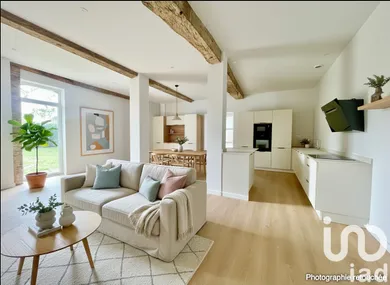 Apartment in Muret (31600)