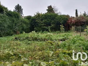 Building plot at Ambleville (95710)