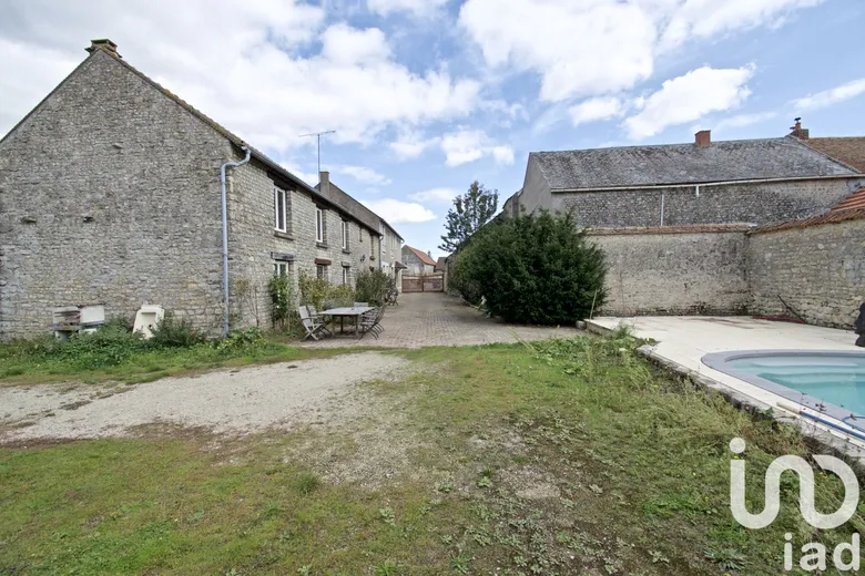 Maison 10 pièces 265 m² · à Thignonville · 265 m² · 350 000 €