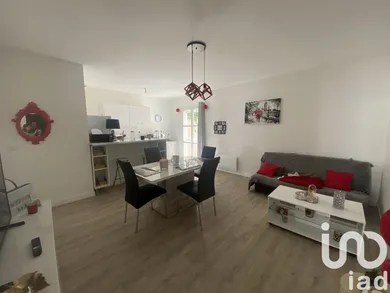 Apartment in Fontainebleau (77300)