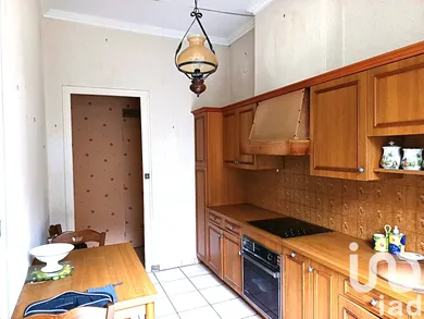 Apartment in Saint-Étienne (42100)