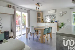 Maison à Saint-Thibault-des-Vignes (77400)