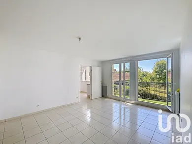 Appartement à Fontenay-Trésigny (77610)