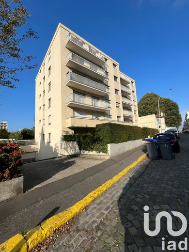 Apartment at Choisy-le-Roi (94600)