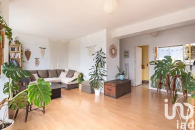 Apartment in Gentilly (94250)