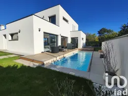Architectural house in Artigues-près-Bordeaux, France (33370)