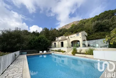 Traditional house in La Garde-Freinet (83680)
