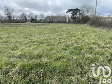 Terrain à bâtir à Jû-Belloc (32160)