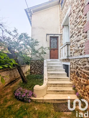 Apartment at Les Pavillons-sous-Bois (93320)