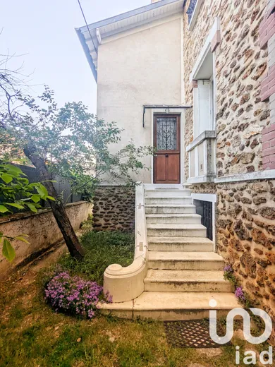 Apartment at Les Pavillons-sous-Bois (93320)