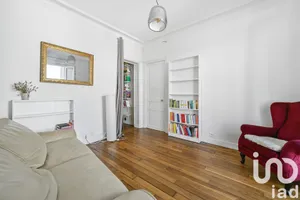 Apartment at Paris (75019)