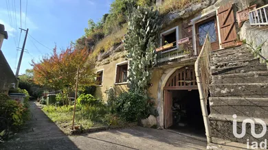 Maison à Saint-Étienne-de-Chigny (37230)