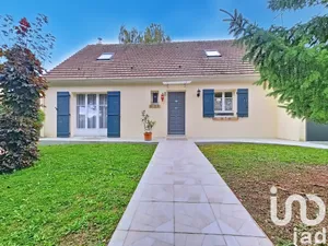 House at Coubert (77170)