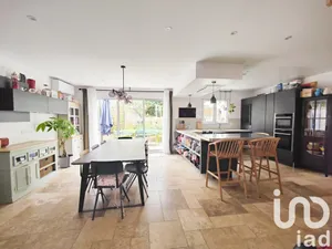 House at Linas (91310)