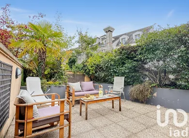 Apartment in Orsay (91400)