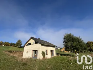 Maison à Saint-Jeures (43200)