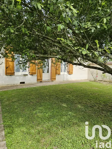 Maison traditionnelle à Armeau (89500)