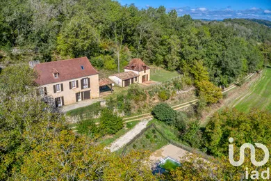 Domain in Cénac-et-Saint-Julien (24250)