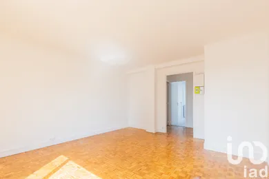 Apartment in Choisy-le-Roi (94600)